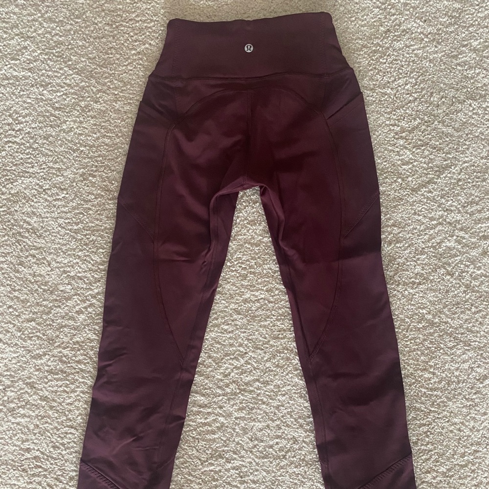 LULULEMON crop pants